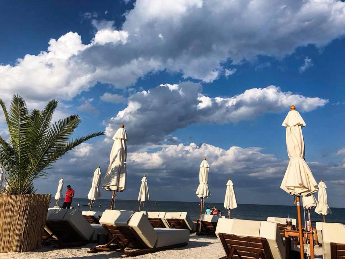 Ella Summerland Mamaia Exterior photo